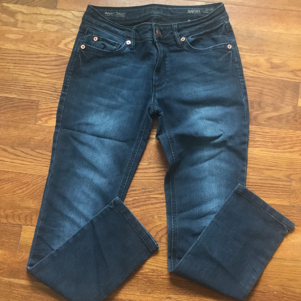 DL 1961 ANGEL Mid-Rise Ankle Jean